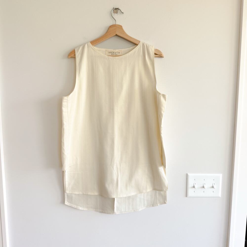 Hackwith Design House Layered Hemline Minimalist Sleeveless Top Cream M
